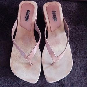 💀  💲💰SALE👠👛Boho Bongo Wooden Shoes sz8