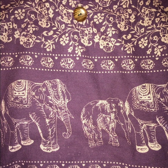 Fashionable crossover body bag ☺️ OFFER