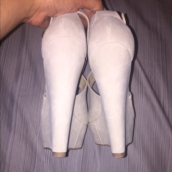 🔺SOLD🔺Steve Madden Xternal wedges - Picture 3 of 4