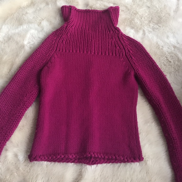 Gap Sweater - Picture 2 of 2