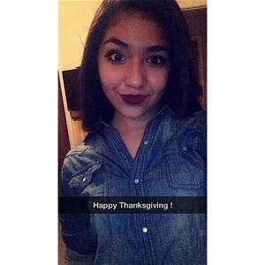 Meet your Posher, Mariel