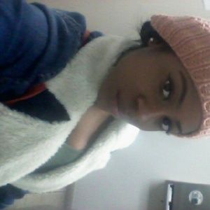 Meet your Posher, Camille