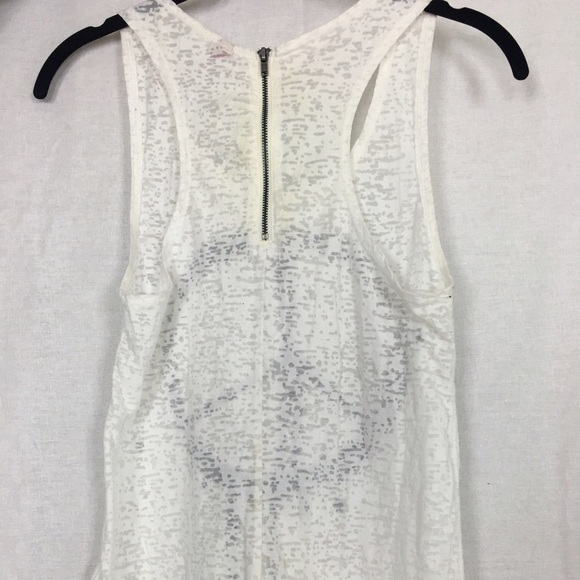 Tank top - Picture 2 of 3