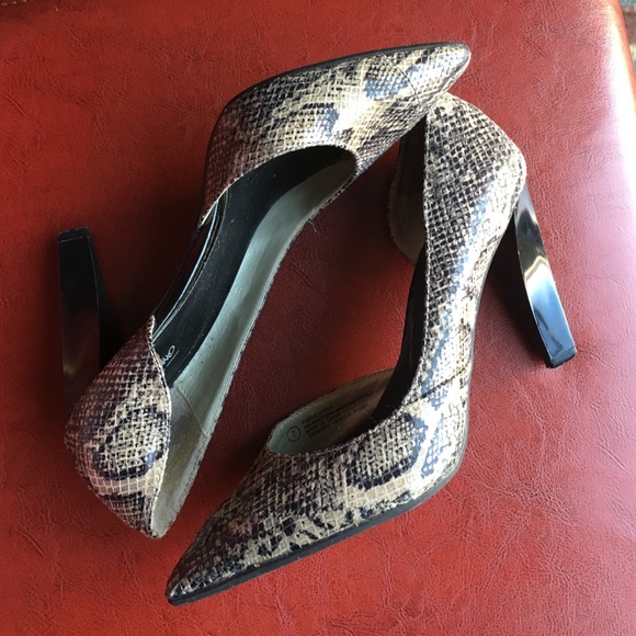 Snake skin 4" heels