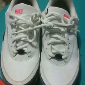Nike Air ardent boys size 6 1/2