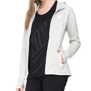 NIKE tech fleece zip up. Size M.