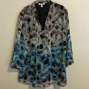 Beautiful tunic from Macy's. Like new