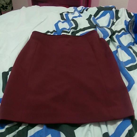 Maroon pencil skirt