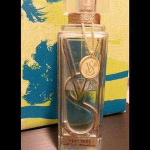 VS very sexy Italian mandarin perfume