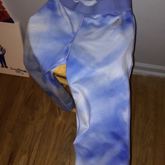 adidas cloud half leggings ☁️ - Picture 2 of 2