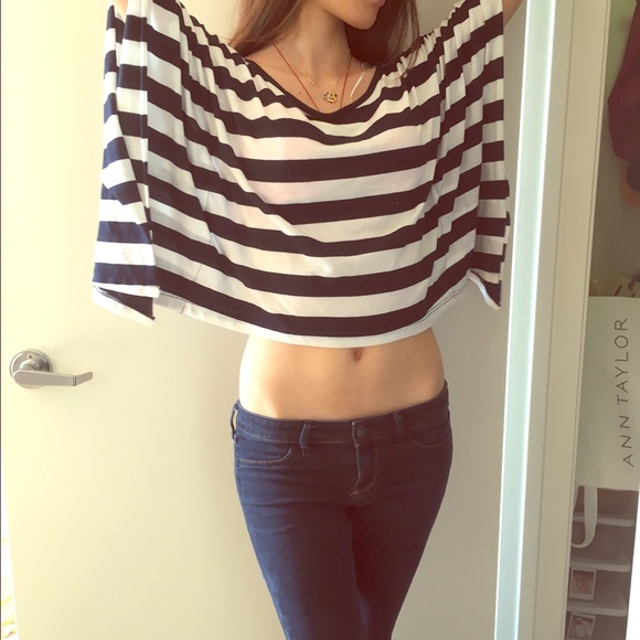 Black and white strip top, batwing sleeve