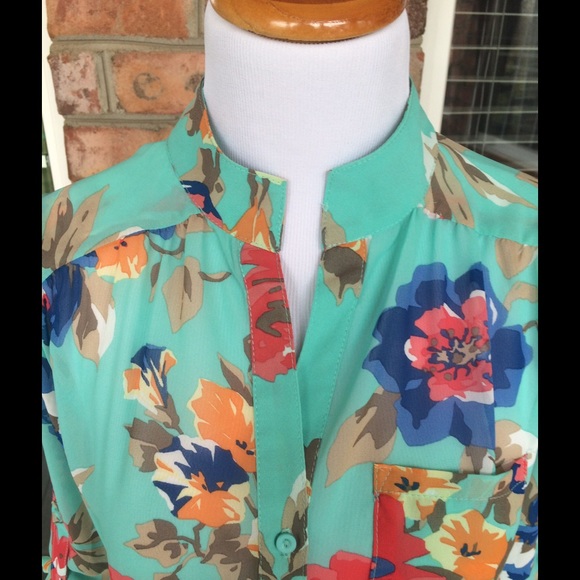 Multi-Color Floral Tunic - Picture 2 of 4