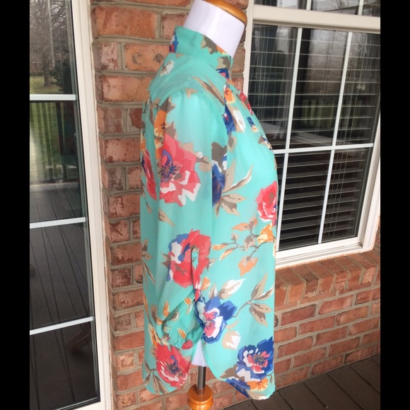 Multi-Color Floral Tunic - Picture 3 of 4