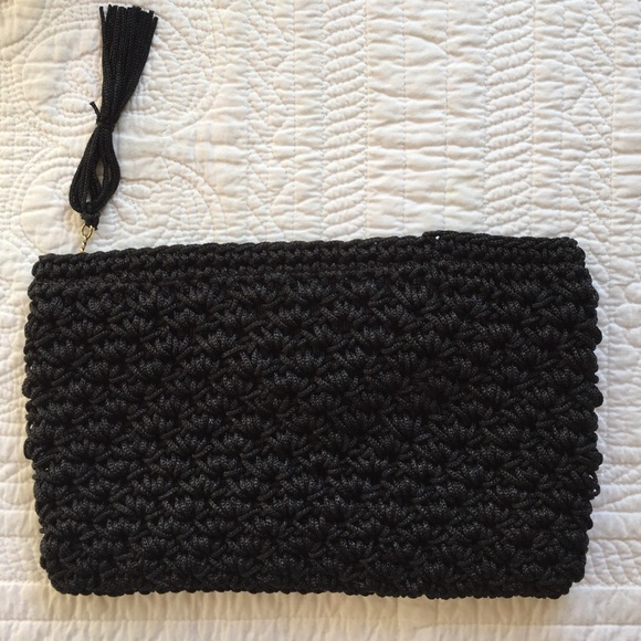 Black Woven Vintage Clutch - Picture 2 of 3