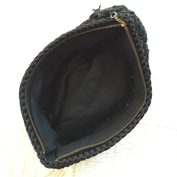 Black Woven Vintage Clutch - Picture 3 of 3