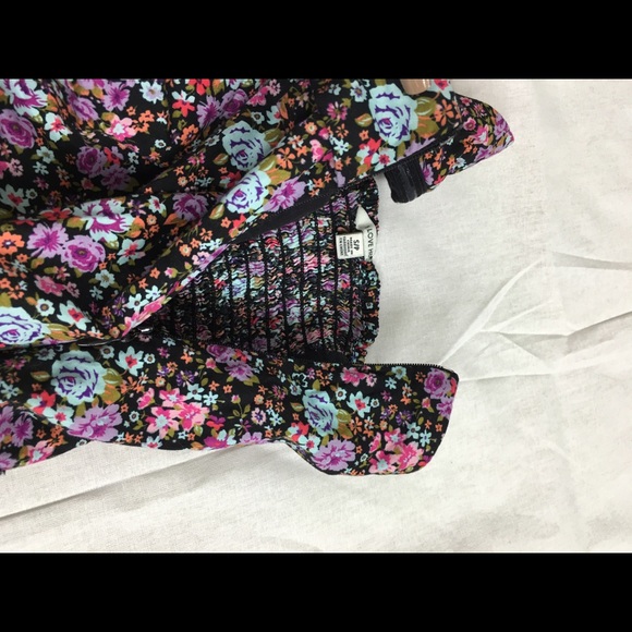 Romper - Picture 4 of 4