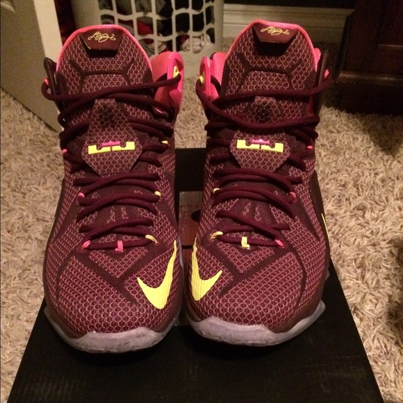 Lebron 12 - Picture 2 of 3