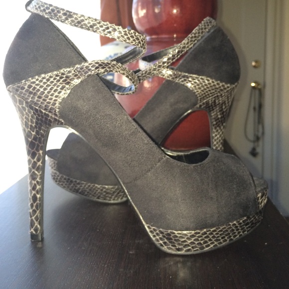 Peep toe strap heels