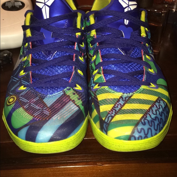 Kobe 9 - Picture 3 of 3