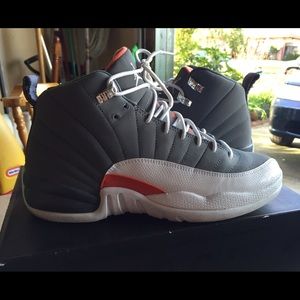 Air Jordan Retro 12