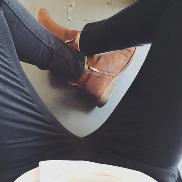 Franco Sarto 
Brown Haverly Ankle Bootie