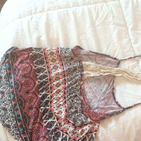 Tribal thin tank top, cut low, only worn once! - Picture 2 of 2