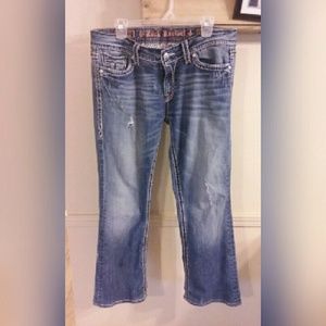 Ladie's Rock Revivals