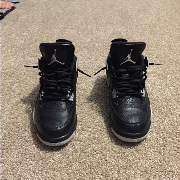 Jordan 4s - Picture 3 of 3