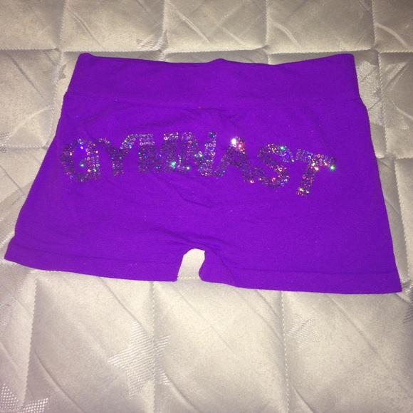 Shorts - Picture 2 of 3