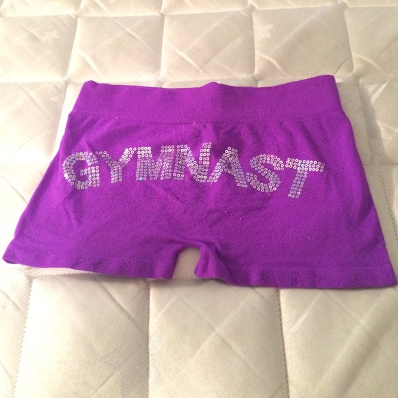 Shorts - Picture 3 of 3