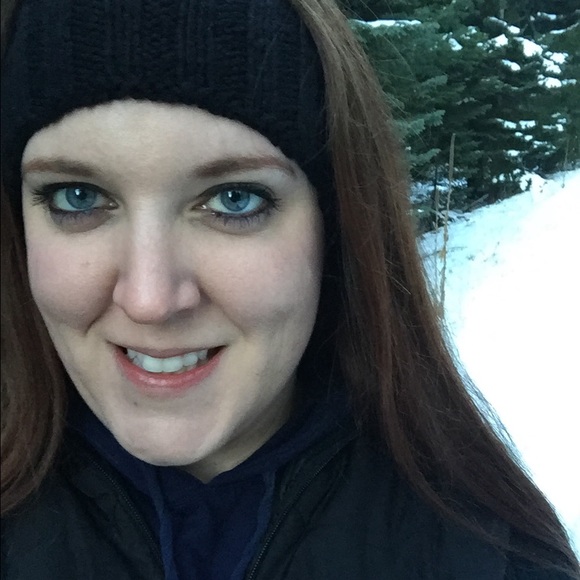 Meet your Posher, Jordyn - Picture 2 of 4