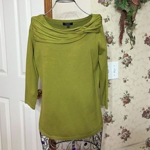 Green 3/4 sleeve sweater with unique neckline