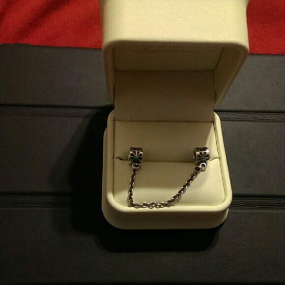 Pandora safety chain