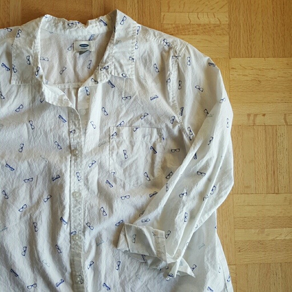 Old Navy Glasses Print Button Down Blouse
