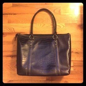 Purple laptop tote bag