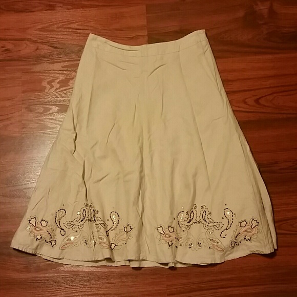 Apostrophe linen colored skirt