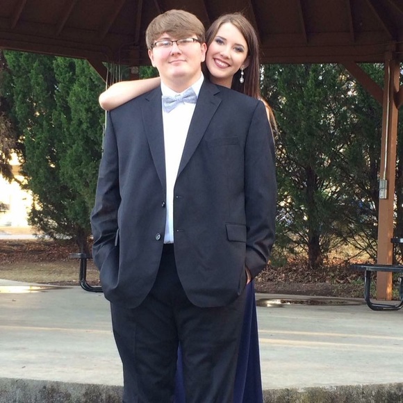 Meet your Posher, Cassidy - Picture 3 of 7