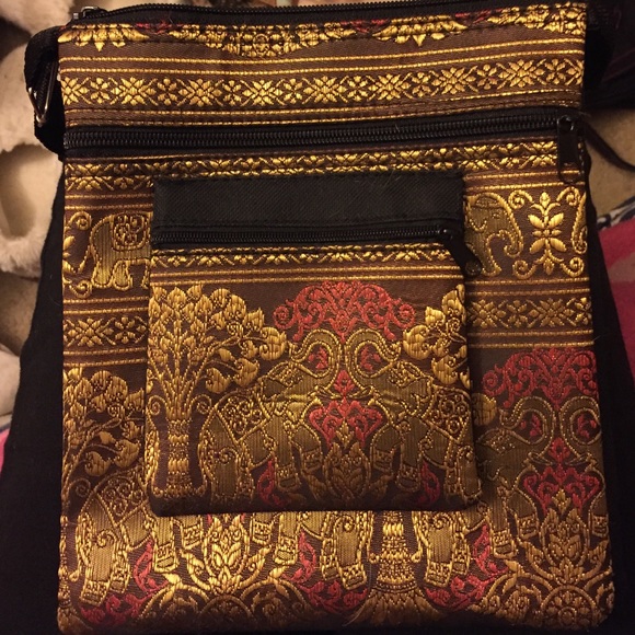 Pretty Elephant Print Crossbody 🐘