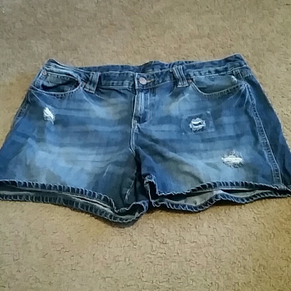 Distressed GAP Jean shorts