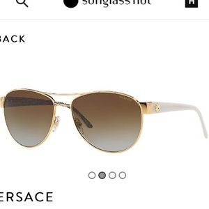 Beautiful versus polarized sunglasses.