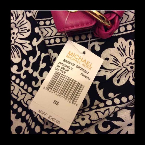 Braided grommet MK purse authentic - Picture 3 of 4