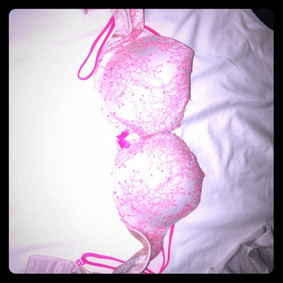 Victoria Secret bombshell bra - Picture 1 of 3