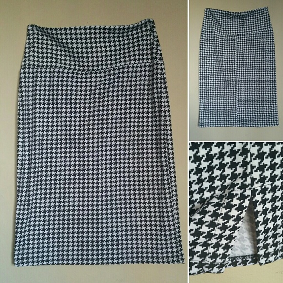 XL Houndstooth Stretchy Pencil Skirt