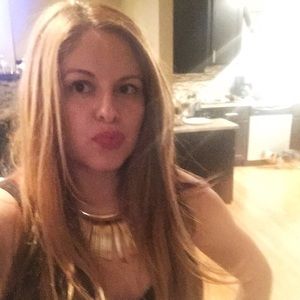 Meet your Posher, Veronica