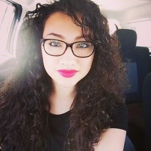 Meet your Posher, Aida