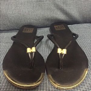 Dolce Vita black leather flip flops