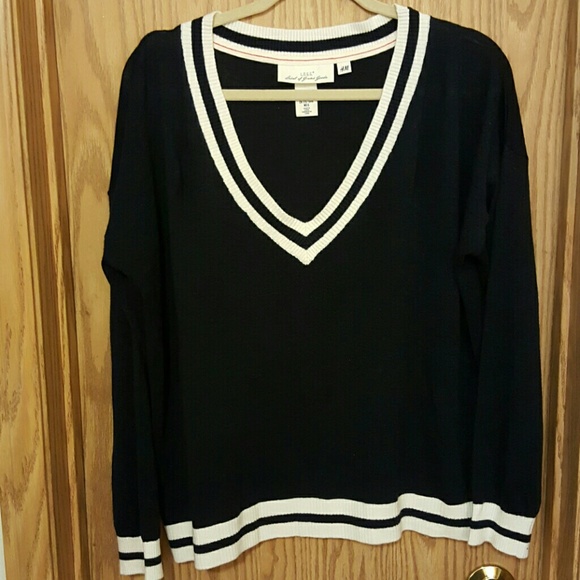 H&M Tops - Sweatshirt
