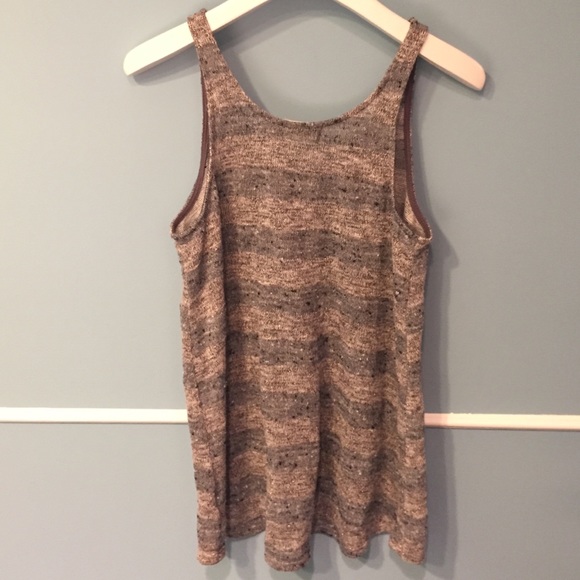 Metallic threaded knit tank top - Picture 3 of 4
