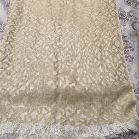 Michael kors scarf
