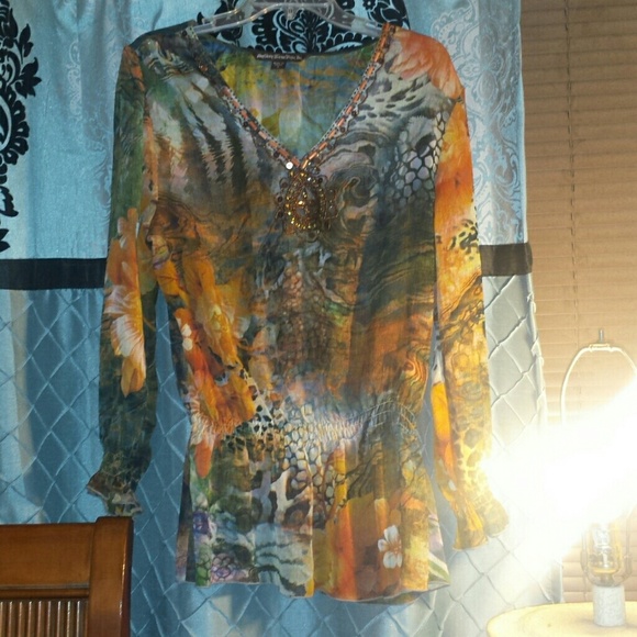 Long sleeved Women Shirt